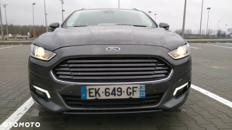 Ford Mondeo Turnier 2.0 TDCi Start-Stopp PowerShift-Aut Titanium - 9