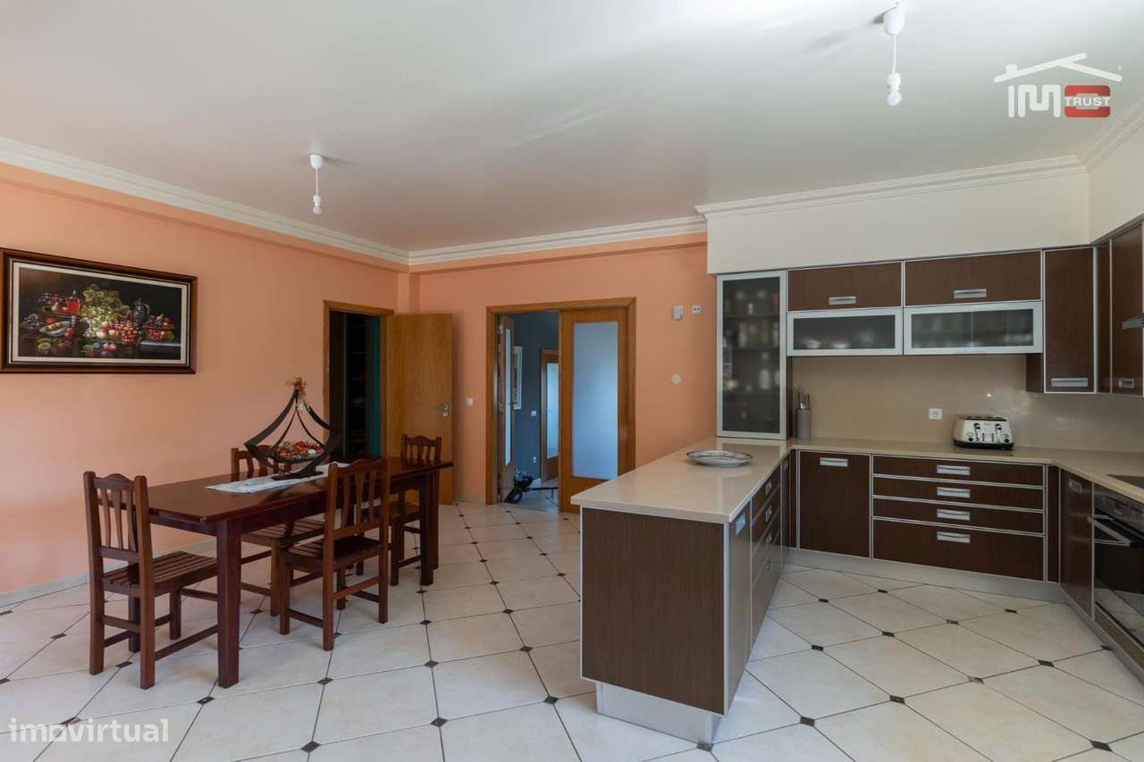 Moradia T4 no Pinheiro (Ourém) PRESTAÇÃO A PARTIR DE 950€/MÊS - Grande imagem: 5/35