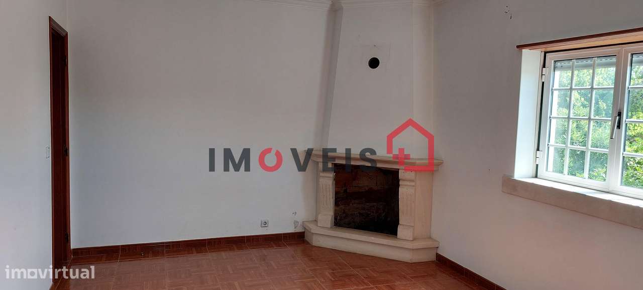 Moradia situada a dois minutos da Cidade de Ourém-9