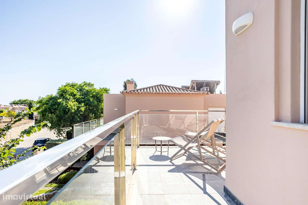 Elegante Moradia em Condomínio Privado com Piscina em Carvoeiro-28