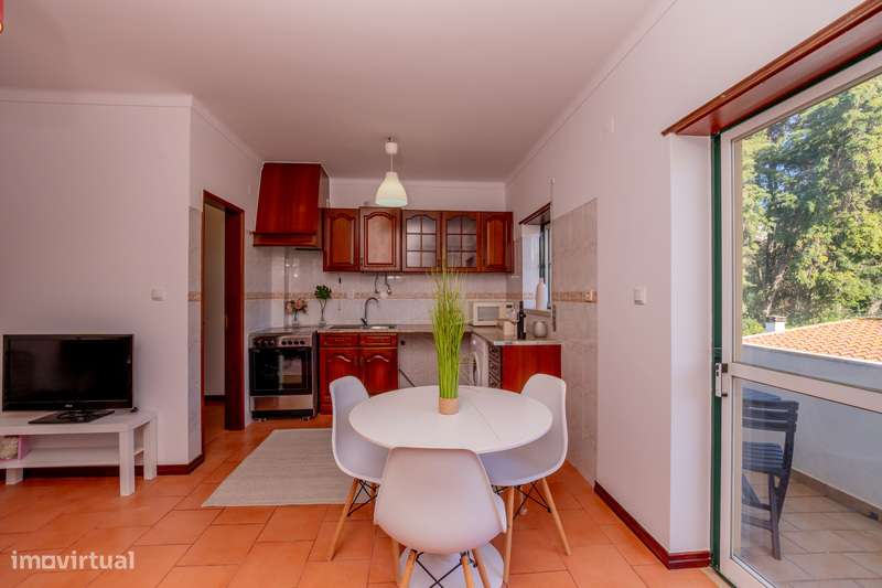 T1 próximo à CUF - Varanda e Estacionamento!-6