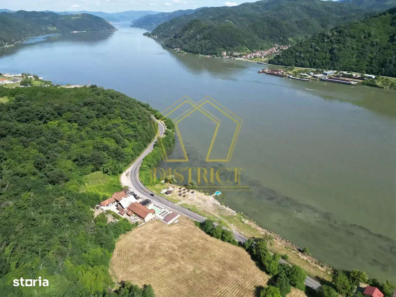 Teren intravilan cu iesire la Dunare | Clisura Dunarii - Imagine principală: 4/5