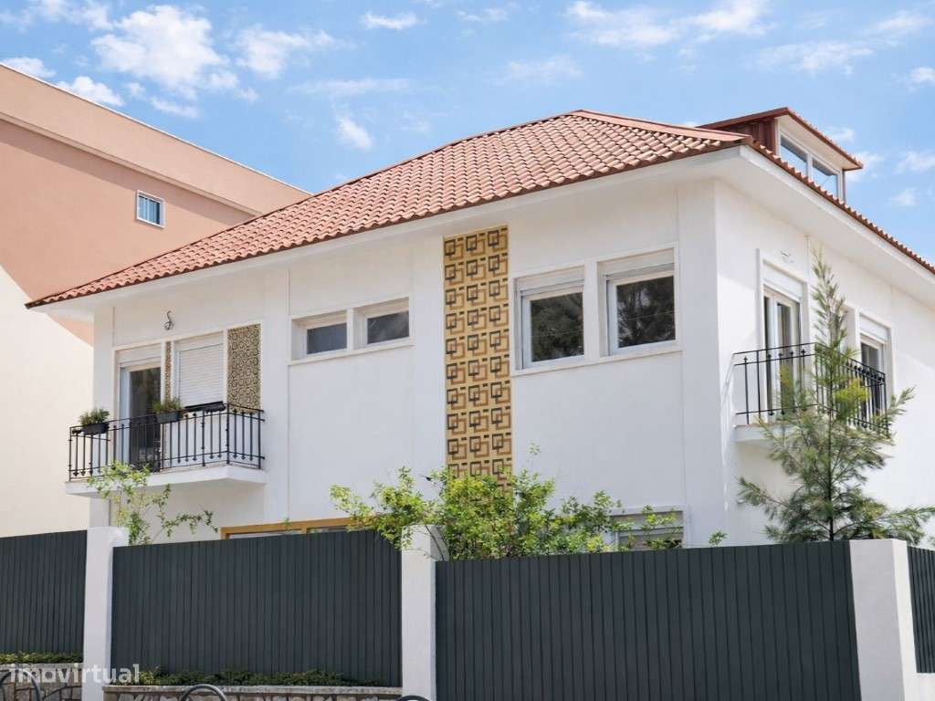 Moradia Isolada Totalmente Remodelada | Potencial para 7 Quartos | ...-24