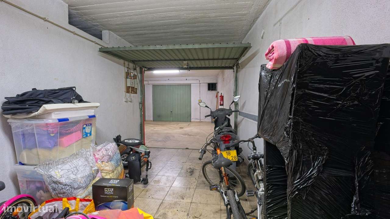Garagem fechada com 21 m2-2