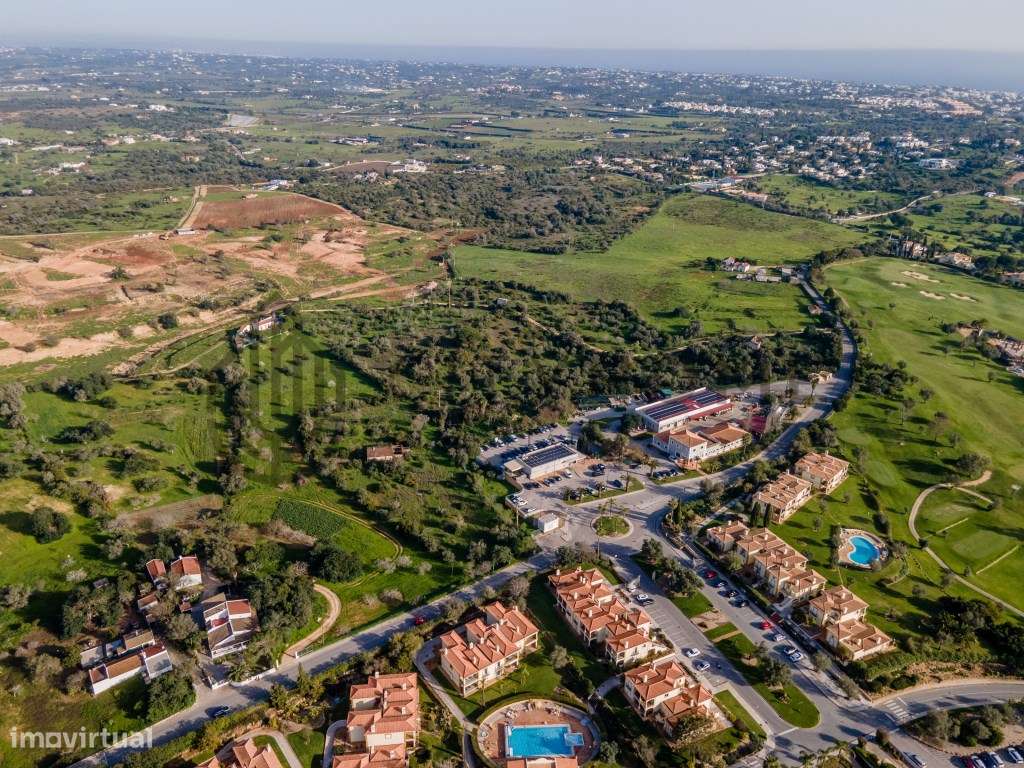 Terreno Misto com ruína junto aos Campos de Golfe do Gramacho - Lagoa-10