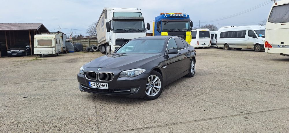 BMW 5 Series F10/F11/F07 [2010 - 2017] 520d Sport-Aut. 2011