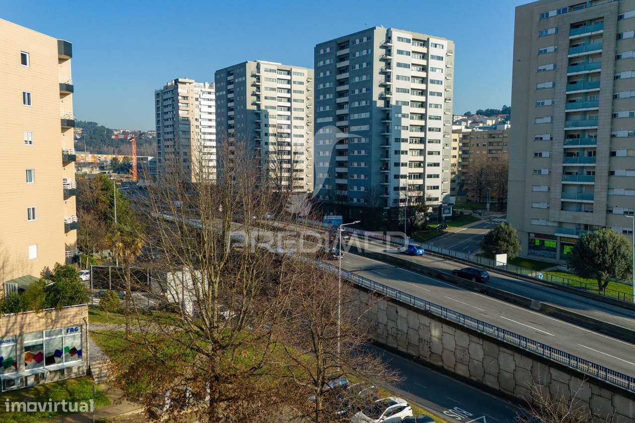 Apartamento T3 para venda na Rua dos Congregados. - Grande imagem: 5/40