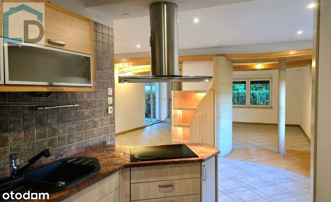 Dom w Bystrej przy lesie-9