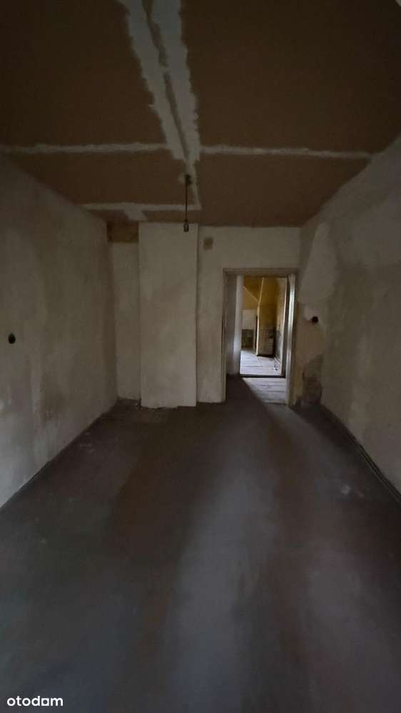 Całe poddasze w willi miejskiej os. Warszawskie - cicha okolica-9