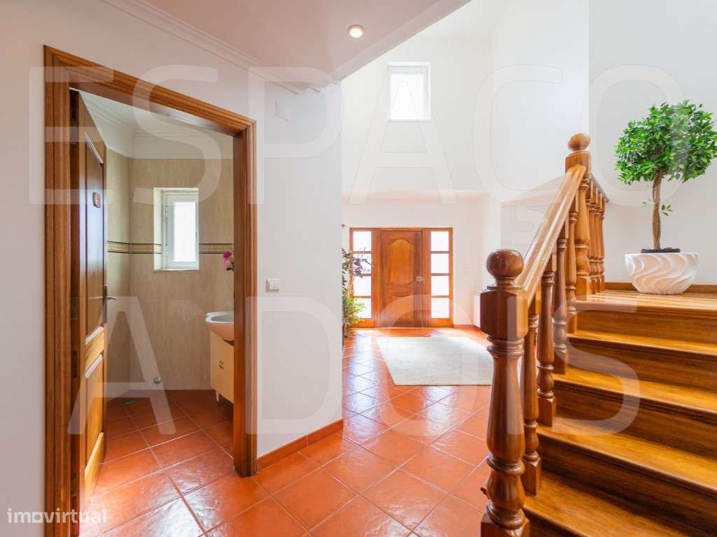 DESLUMBRANTE! INDEPENDENTE (isolada). Excelente qualidade de constr...-57