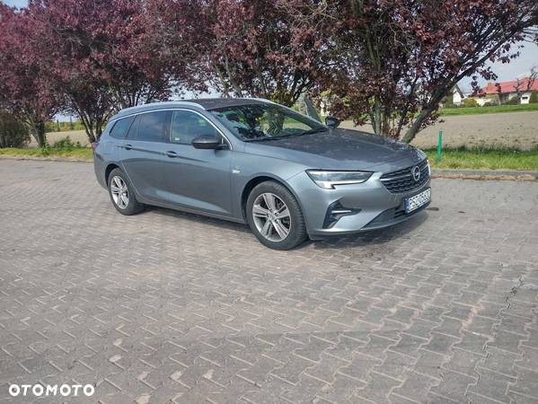 Opel Insignia - 25