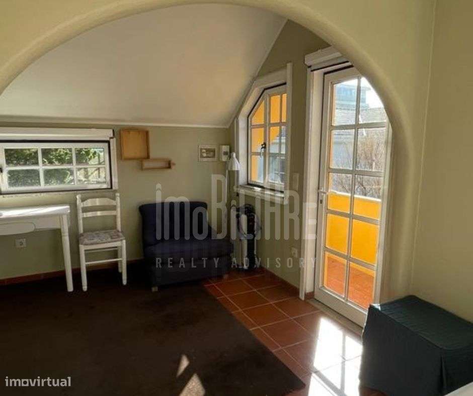 Vende-se Propriedade Frente mar com Moradia, T0 e dois restaurantes-53