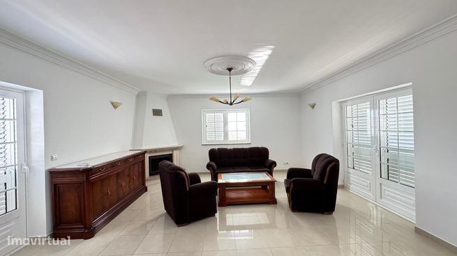 Moradia T5 com piscina - Foz do Neiva-8