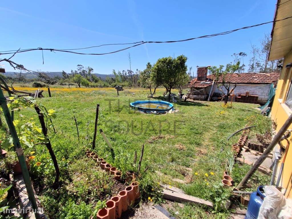 Moradias antigas área const. 382, terreno 7700m2 Potencial de Renta...-11