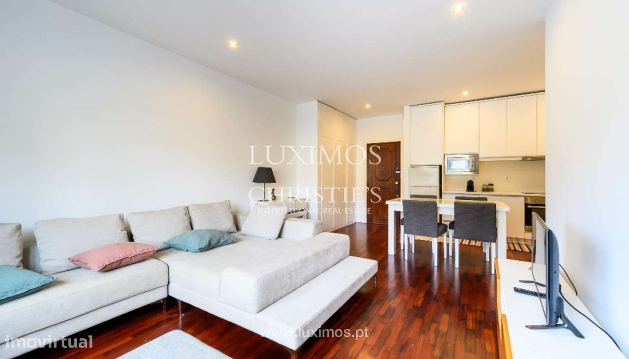 Apartamento T2 renovado para arrendar na Foz do Douro, no Porto - Grande imagem: 5/16