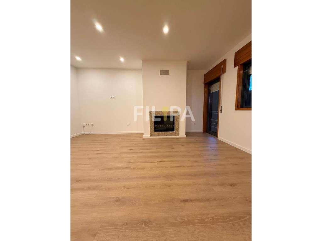 T2 totalmente remodelado em Valongo - como novo-8