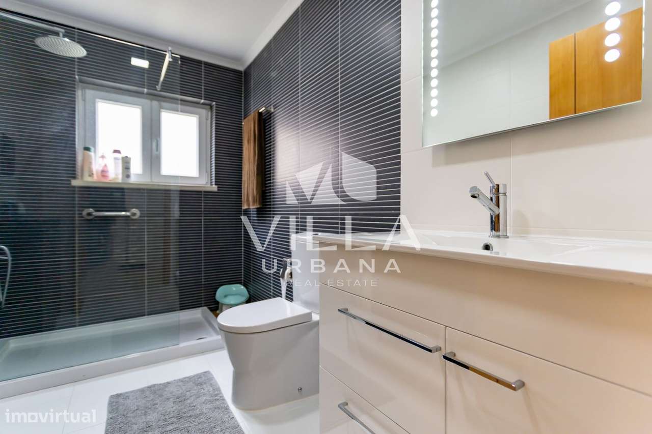 Moradia Isolada T4 em Valadares-53