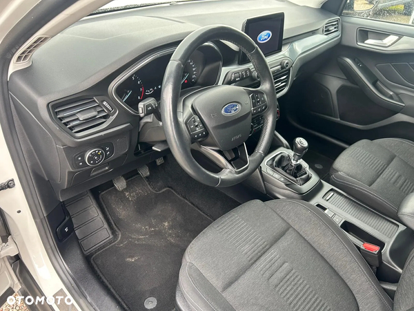 Ford Focus 1.0 EcoBoost Active - 18