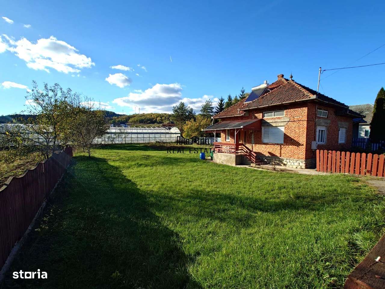 Casa cu teren, aproape de centrul balneo-termal Vata Bai - Imagine principală: 3/20