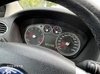 Ford Focus 1.6 16V Ghia - 14