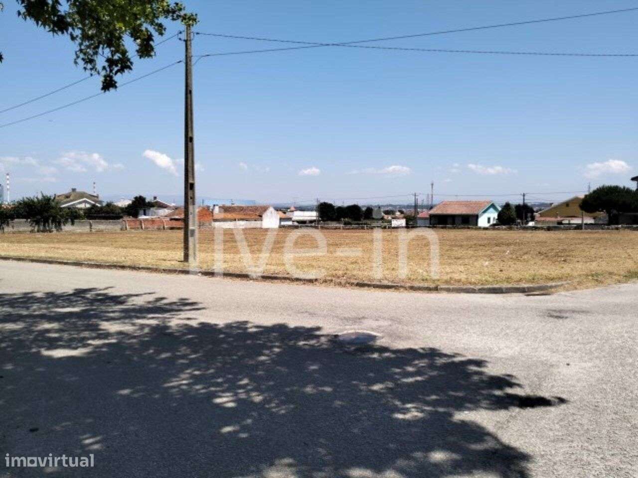 Terreno Urbano com Potencial Construtivo em Cacia-3