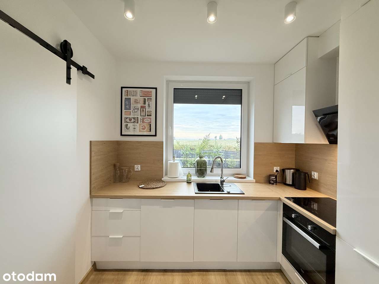 Na sprzedaż – luksusowa rezydencja na Kaszubach, w pobliżu jeziora - Pełny obrazek: 5/20