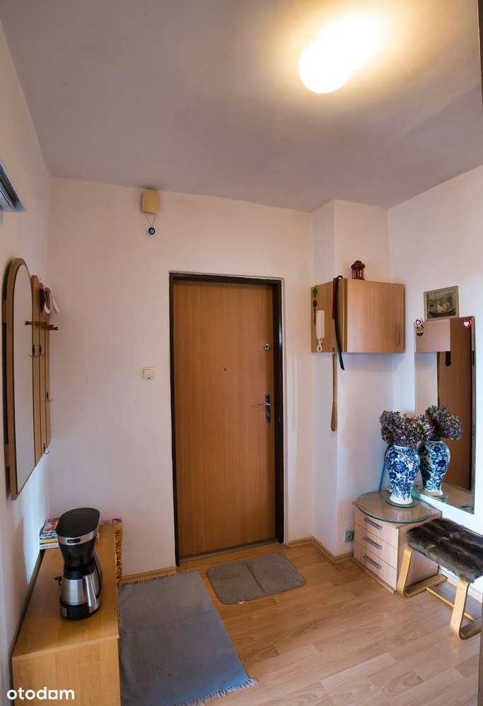 ładne M-3  47,5m2  blok  4 piętro  balkon  oś. Bartodzieje-6