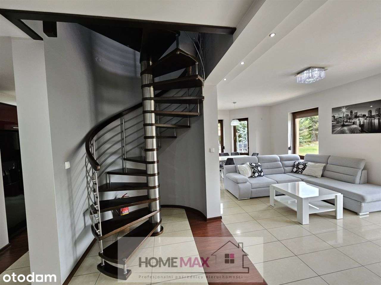 Wolnostojący dom z piękną 20 ar. działką,Grzybiany-10