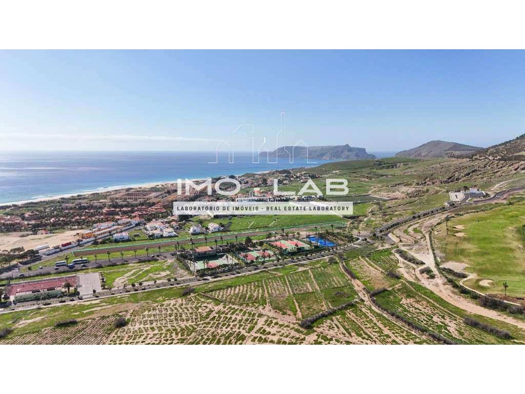 Terreno com 22.040m2 - Porto Santo-20