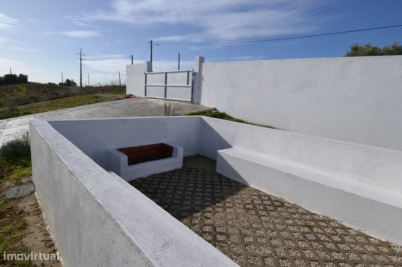 Moradia moderna situada no campo do Ribatejo - Grande imagem: 5/23