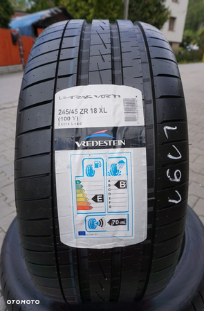 Vredestein Ultrac Vorti 245/45R18 100Y L191 - 4