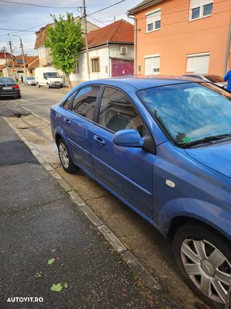 Chevrolet Lacetti - 5