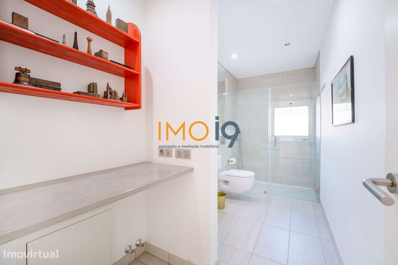 Moradia T4 Luxo - São Mamede-36