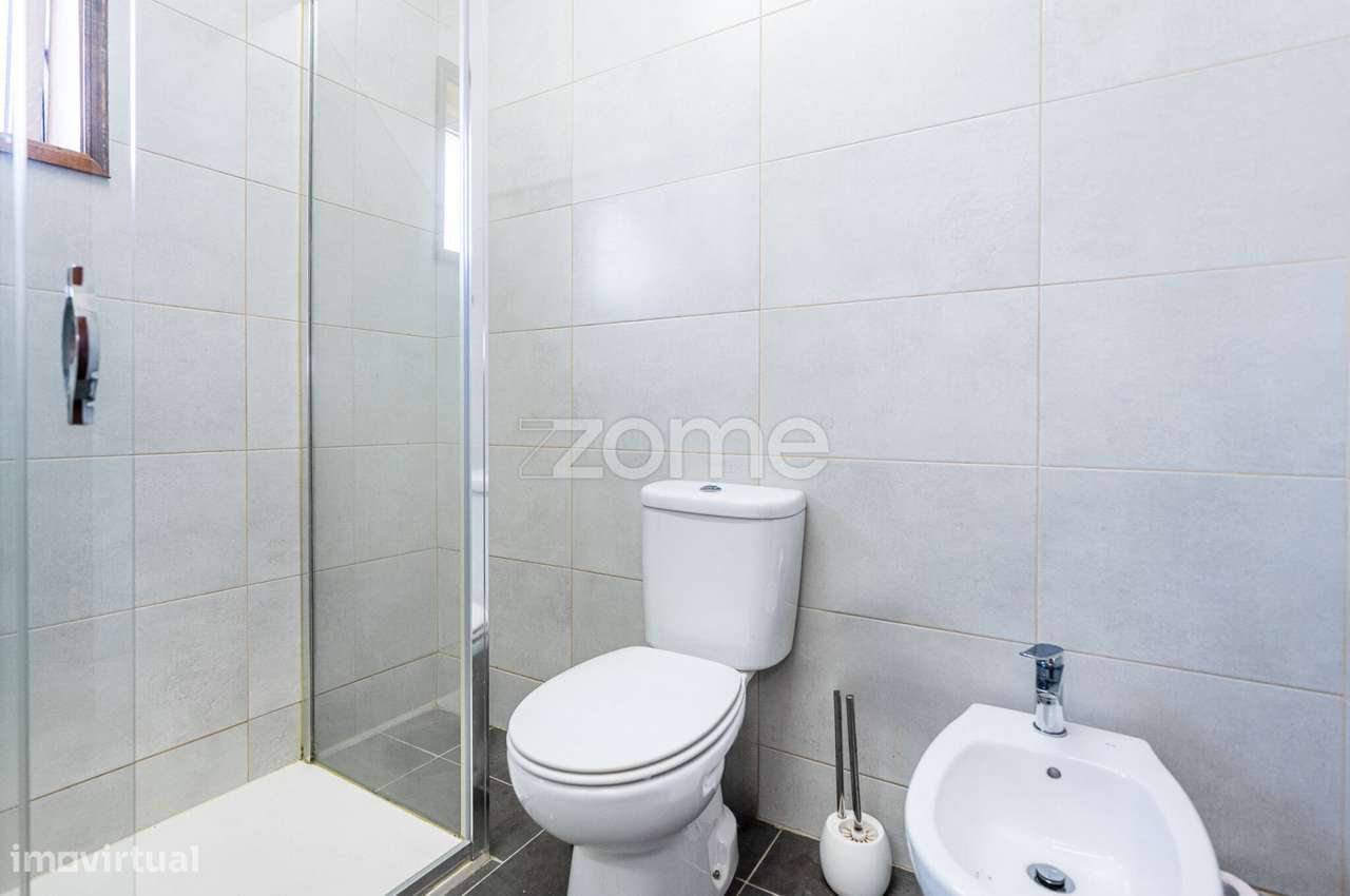 Apartamento T3 em Ermesinde com garagem Box-15