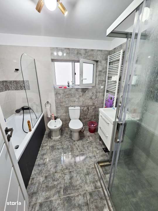 Oportunitate investitie! Casa individuala cu 12 camere, 386mp, zona Vi - Imagine principală: 5/19