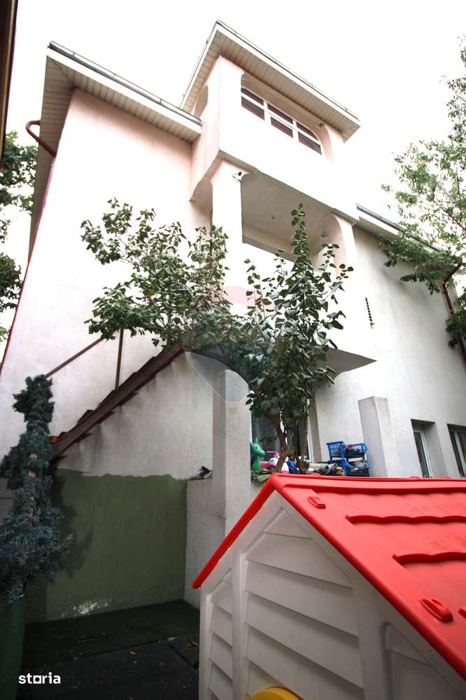 Vilă de vanzare 7 camere Drumul Taberei Bucuresti - Imagine principală: 5/20