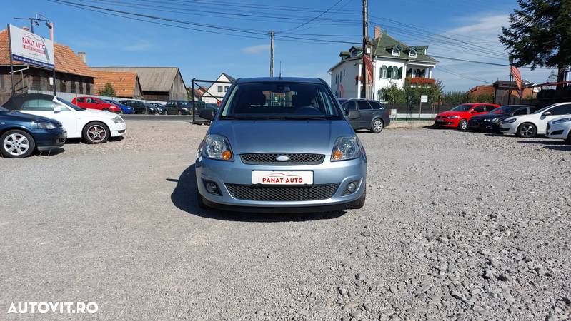 Ford Fiesta 1.3i Comfort - 2