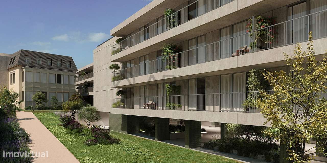 Apartamento T2 com Acabamentos de Luxo no Porto-4