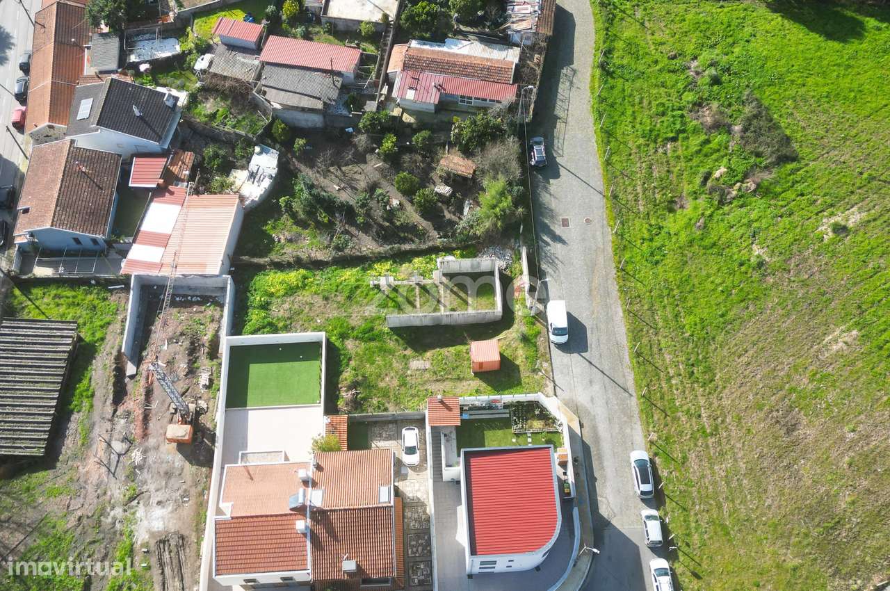 Terreno 330 M2 com Projecto aprovado e licenças em vigor-13