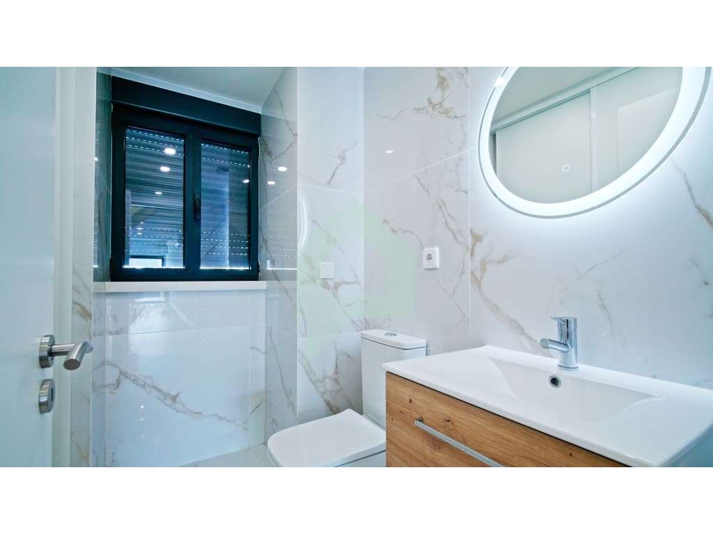 Moradia totalmente remodelada, com 3 quartos, na cidade de Barcelos.-27