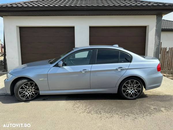 BMW Seria 3 318d - 1