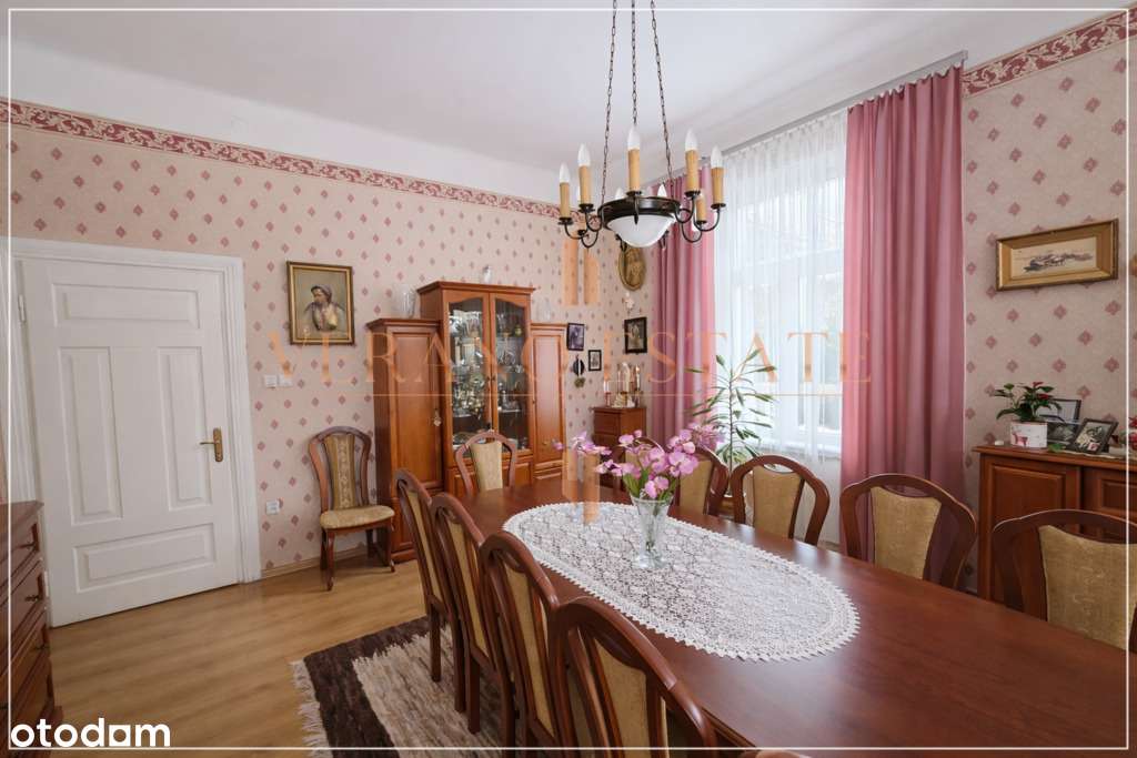 Piękna willa z potencjałem | ogród 2200m2 | basen-10