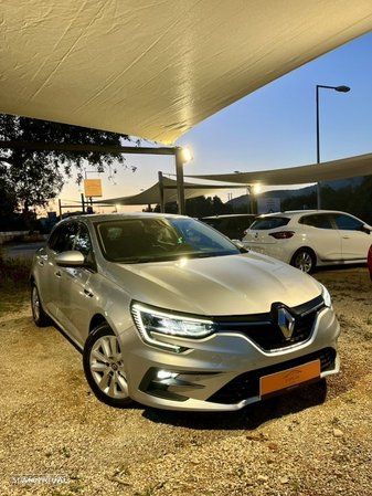 Renault Mégane 1.5 Blue dCi Intens EDC - 3