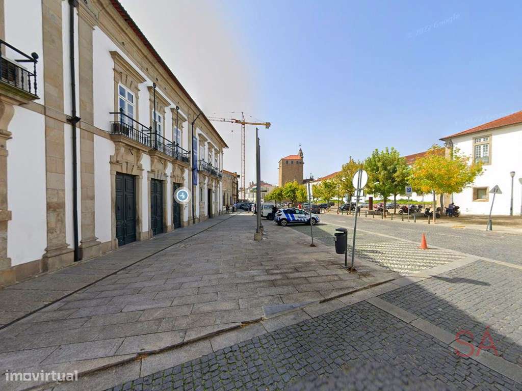 Apartamento T1+1 novo no centro histórico de Braga, no Largo Santia...-11