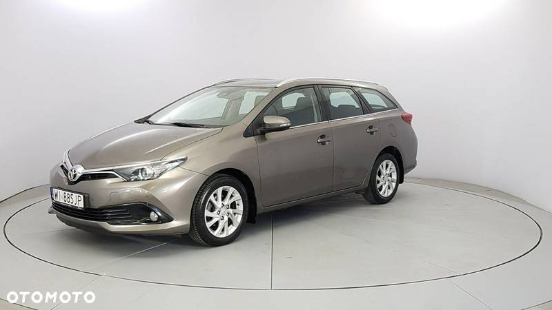 Toyota Auris 1.6 Classic Plus - 3