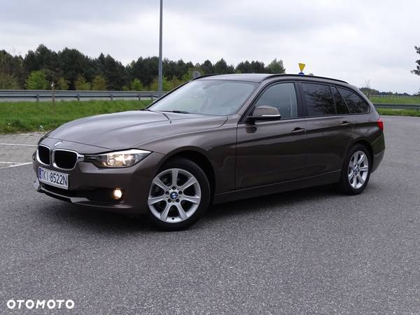 BMW Seria 3 316d Touring Sport Line - 11