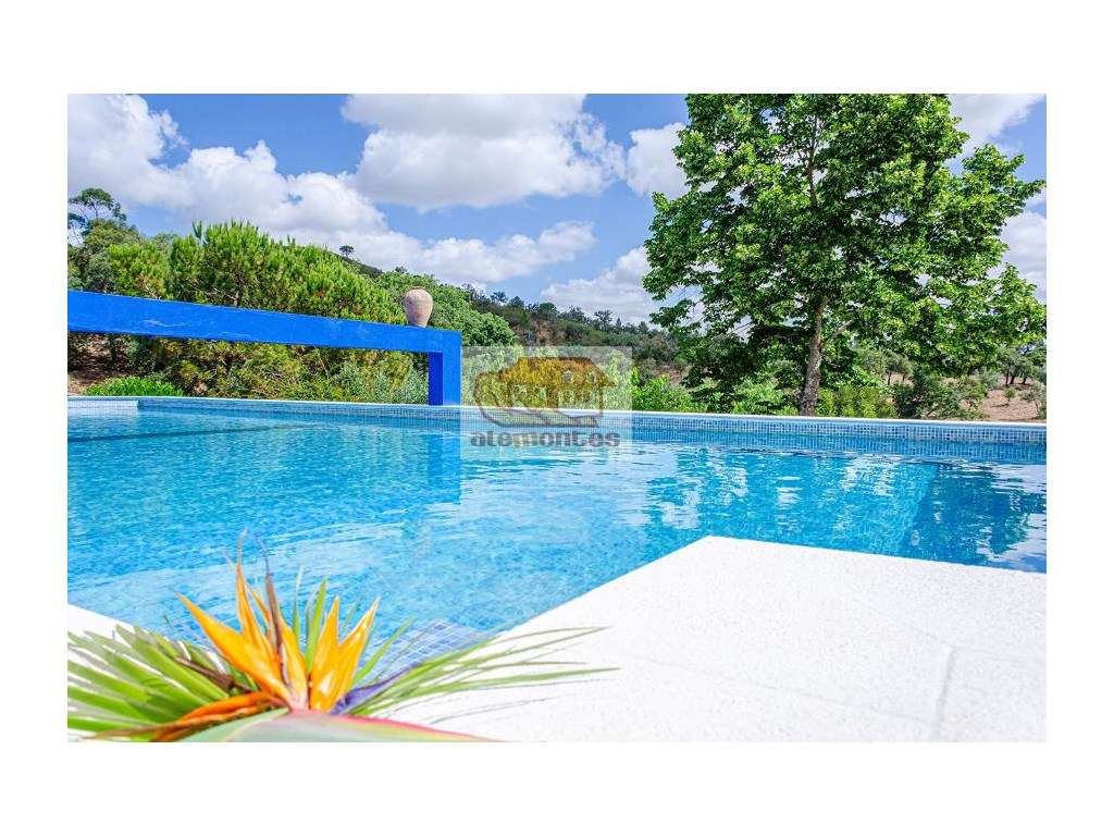 Monte Alentejano com 3 casas na Serra de Grândola!-17