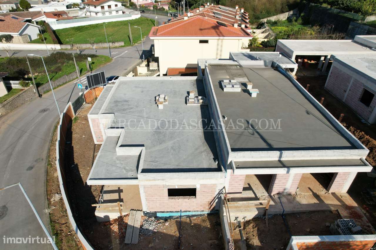Moradia térrea T3, fantástica exposição solar-14