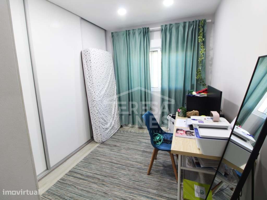 APARTAMENTO T4 - BARREIRO /CIDADE SOL-14