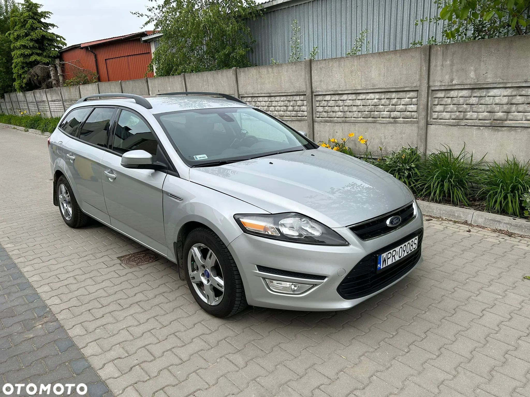 Ford Mondeo 2.0 TDCi Ambiente - 1